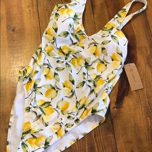 NWT 🍋Lemon Print🍋 M One-Piece Swimsuit